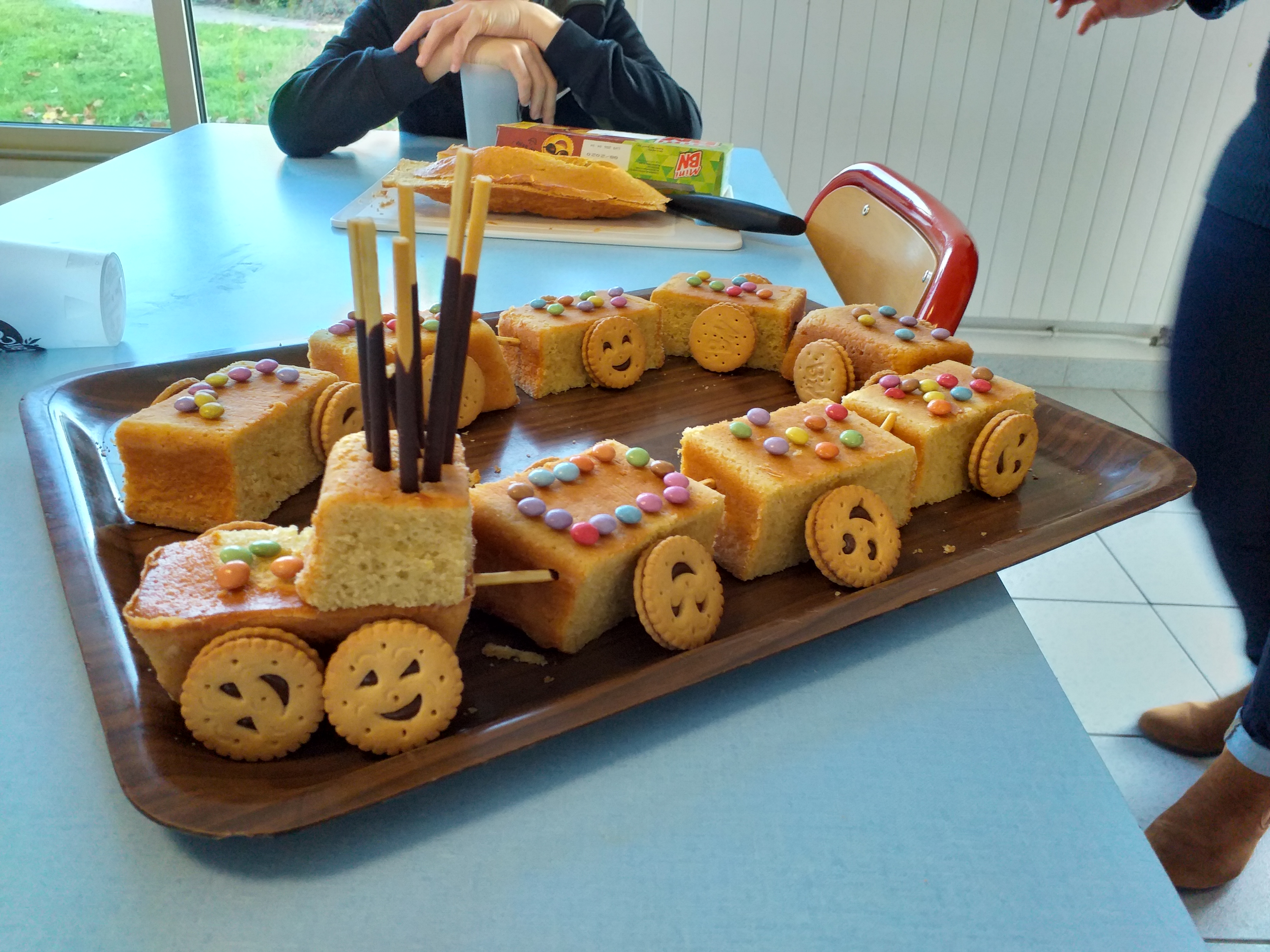 Gâteau en forme de petit train