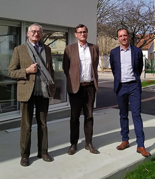 Changement de direction générale, Guillaume Beaurepaire Jacques Dupoyet, Olivier de Vesvrotte, guillaume Beaurepaire lors du changement de direction