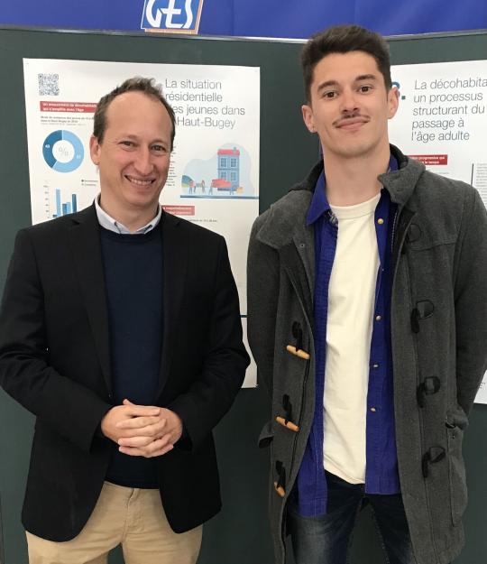 Restitution sur le logement jeunes Brice et Jérémy à la restitution logement jeunes