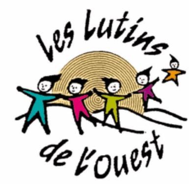 Logo du RAM « Les Lutins de l’Ouest », c’est un dessin de 5 personnes se tenant par la main, sur des dunes avec un cercle représentant un soleil. Le nom du RAM est écrit en cercle autour des personnages