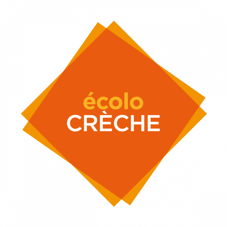 Logo Ecolo-crèche : deux losanges oranges superposés avec le nom "écolocrèche" inscrit au centre